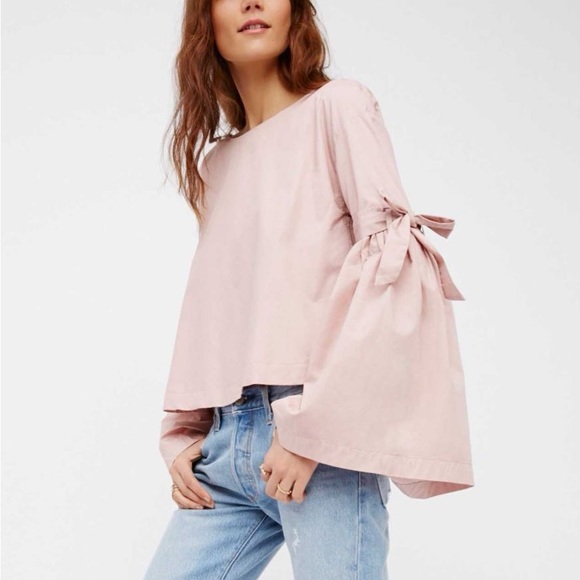 NWT! Free People So Obviously Yours Blouse with bell sleeves in Pink size Small - Picture 2 of 9